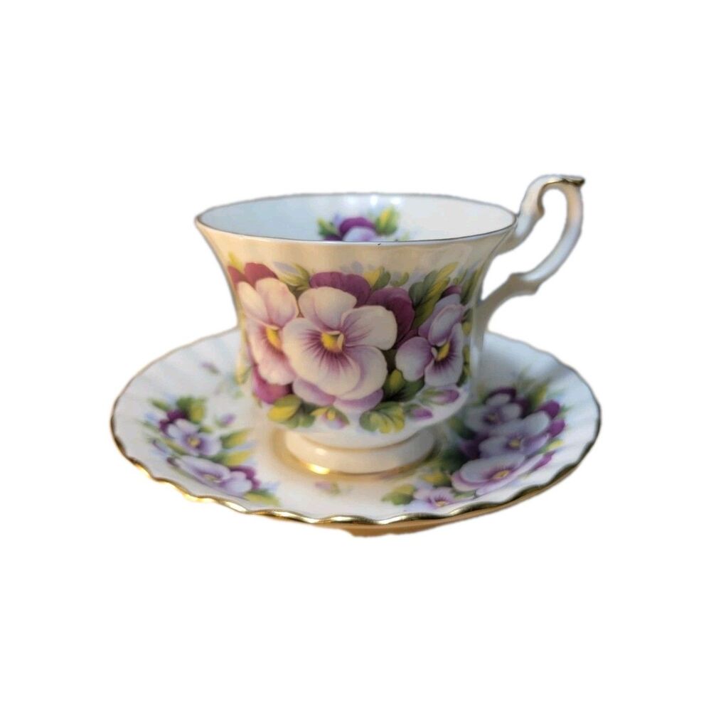 Vintage Golden Crown E&R  Teacup &Saucer Remembrance Series "Devotion"